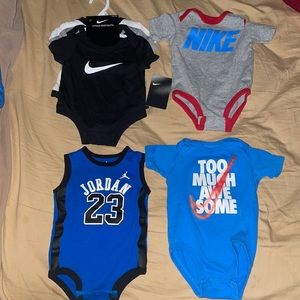 Nike outfits 0-3 and 3-6